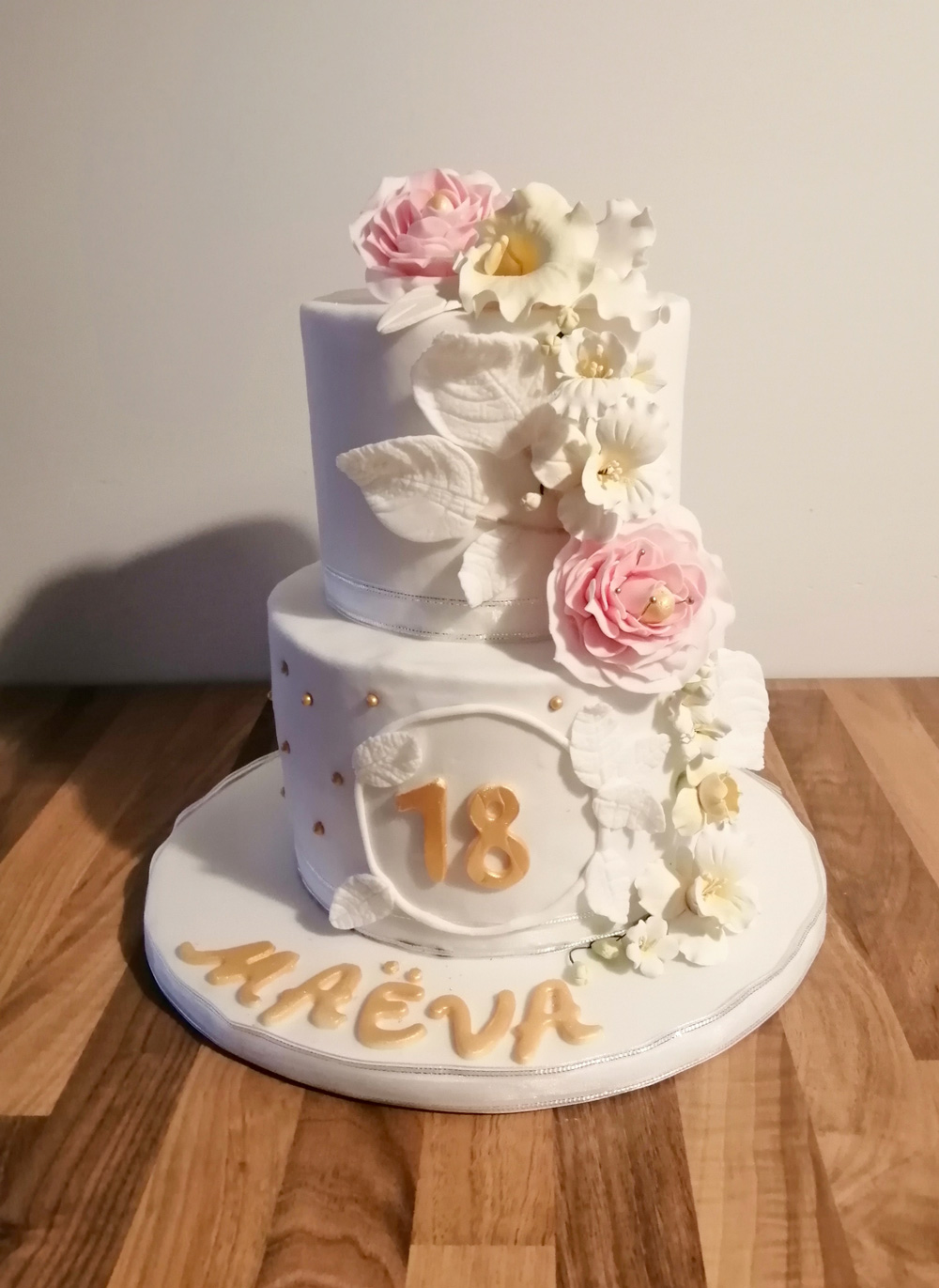 Cakes Design White fleurs